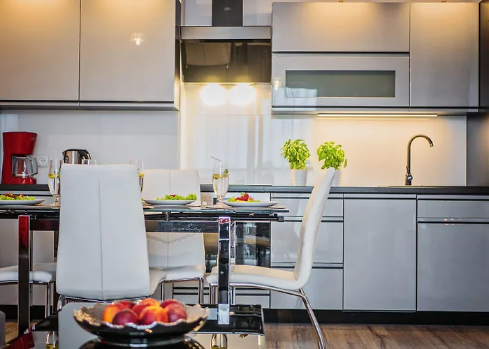 Hotel Homely Place 3*