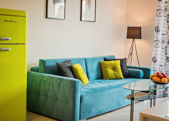 Homely Place 3* Poznań