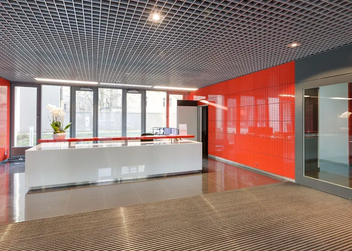 Homely Place Hotel 3*