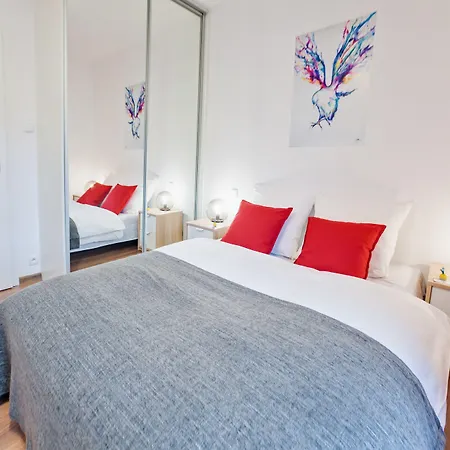 Homely Place Hotel