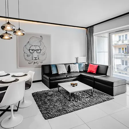 Hotel Homely Place Poznan