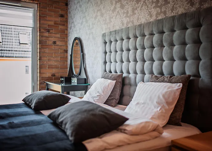 Homely Place Hotel Poznań